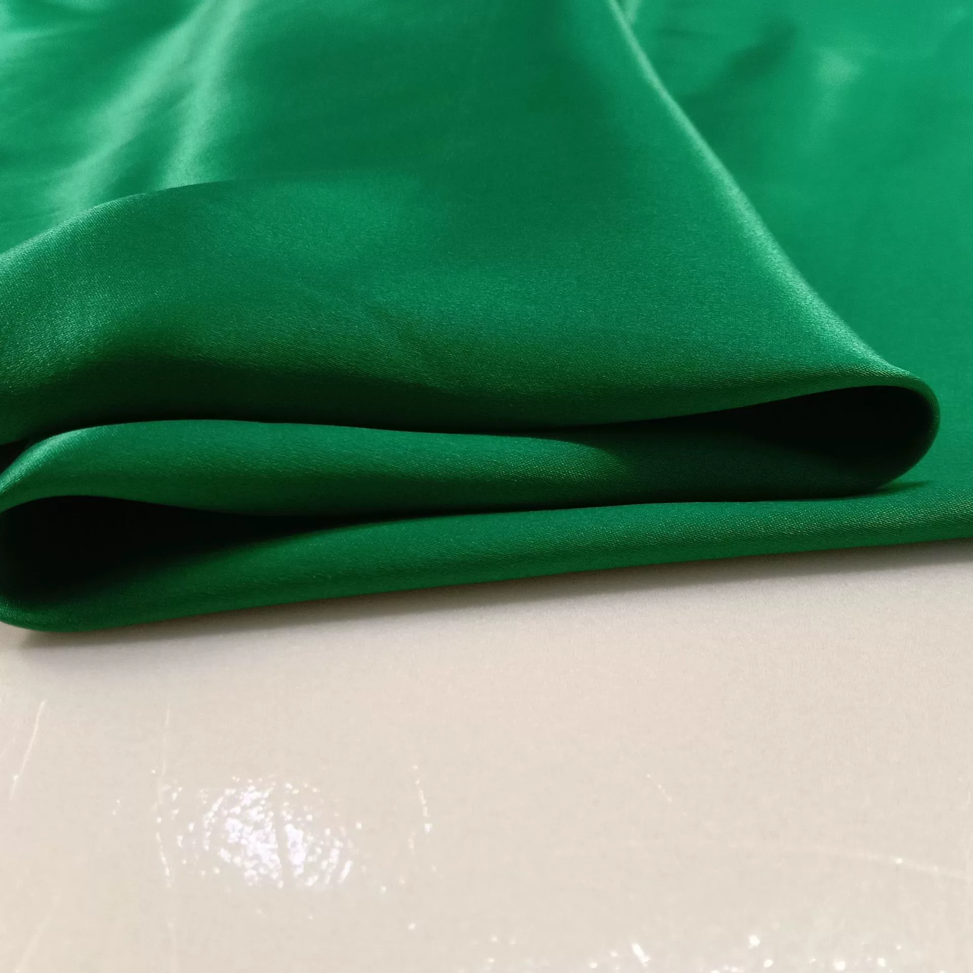 吉弟华都 Silk pijama, sleep mask, bedspread