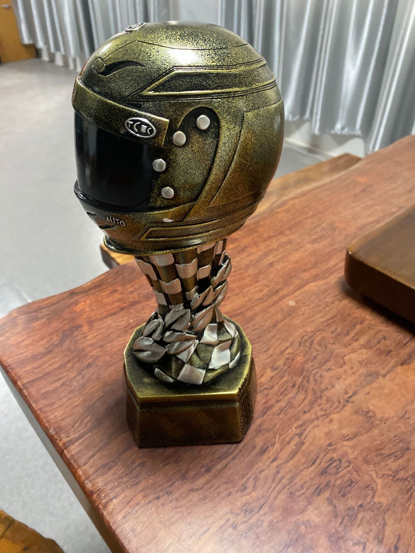 Resin Crafts Creative Sports Racing Helmets Home Decorations Ornaments Creative Trophy Gifts