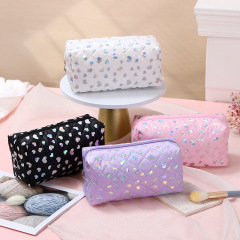 レトロなヨーロッパとアメリカの高価値防水化粧品バッグ PU 素材ポータブル旅行化粧品収納袋メーカー卸売