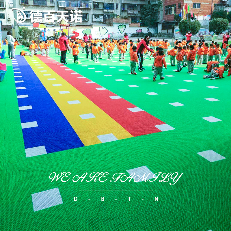 Hebei One hundred days non-slip wear-resisting Basketball Court kindergarten Playground Box MiG Plastic Mat motion Ground material