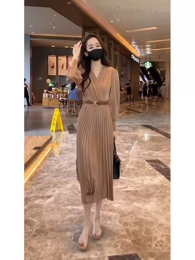 1539 маленький аромат с длинным рукавом платье Женская одежда Осень Новый высокого класса Темперамент богиня Вентилятор французское платье