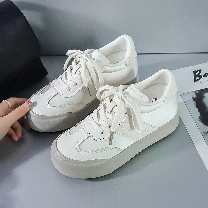 6647 Тенденция Круглая голова дикая удобная внутренняя высокая маленькая белая обувь женская 2025 новая весенняя низкая банда легкая доска обувь