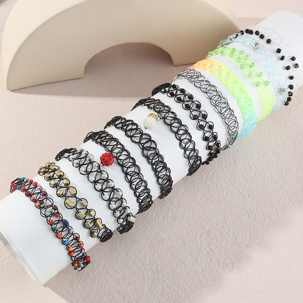 Neue Mode Hohle Kette Kurze Kontrast Farbe Halsband Großhandel display picture 2