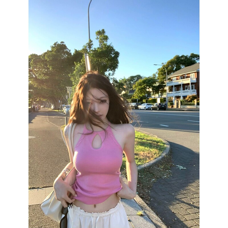Pure Desire Hot Girl Hollow Out Sleeveless Knitted Halter Neck Vest for Women, Summer Slim Fit Rose Pink Short Outerwear Top Pure Desire Hot Girl Hollow Out Sleeveless Knitted Halter Neck Vest for Women, Summer Slim Fit Rose Pink Short Outerwear Top