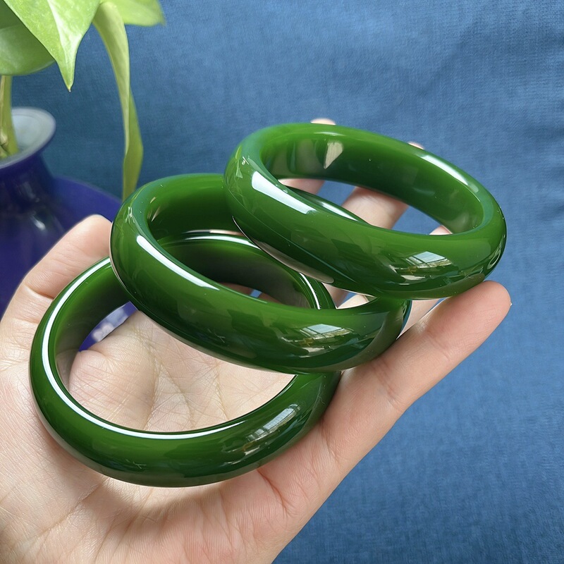 Xinjiang Hotan Jade Jasper Bracelet Russian Jasper New Pit Material No Black Spots Thick Strip Women's Mom Jade Wholesale