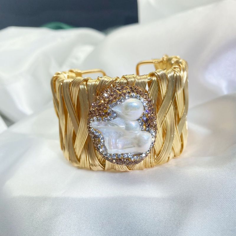 Natural baroque bracelet 2023 new design sense jewelry Joker niche jewelry factory direct wholesale