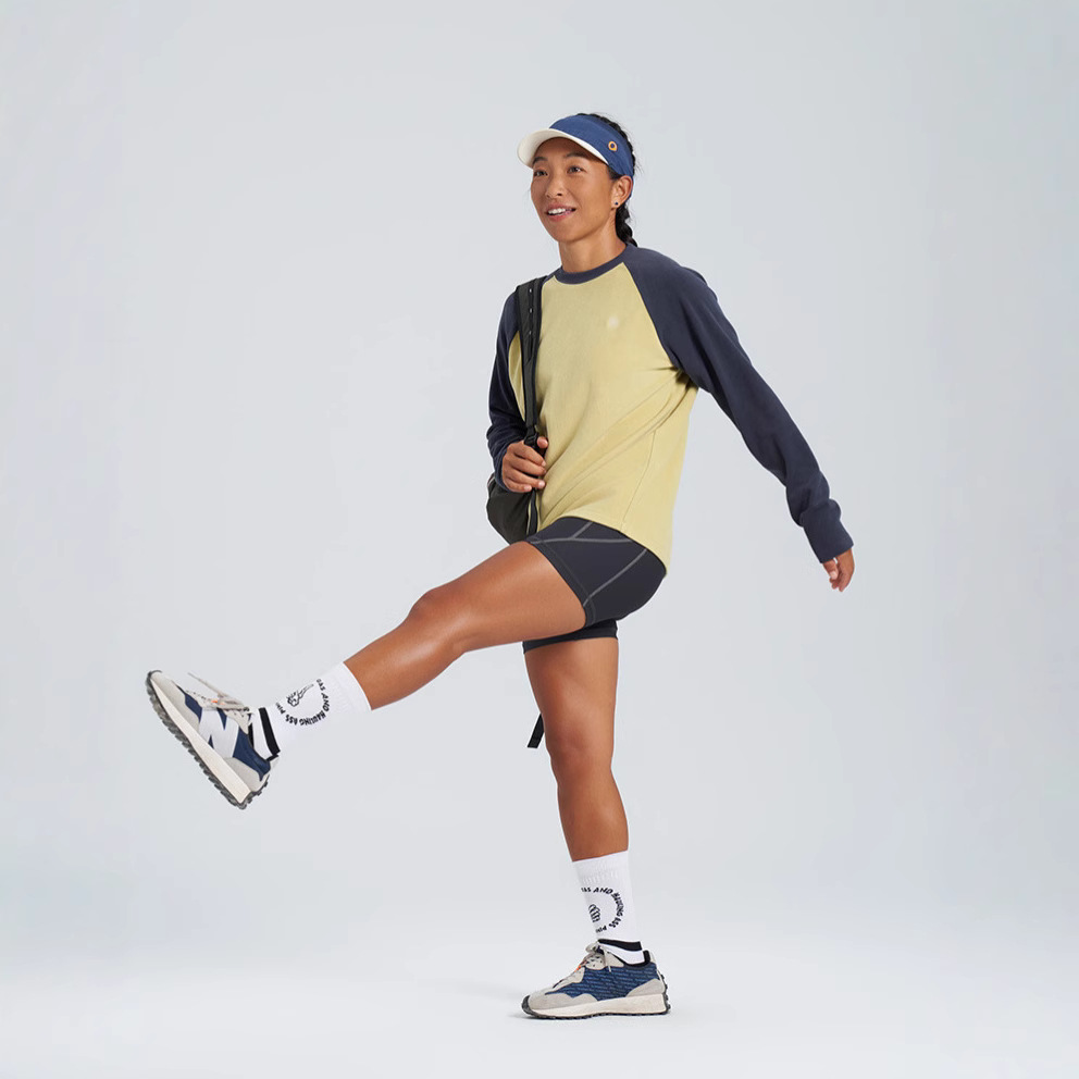 [가을 신제품] 2024 숙녀 신제품 가을 스포츠 경량 샌딩 컬러 긴 소매 티셔츠