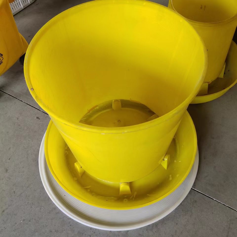 销售鸡料桶 鸭料桶 鹅料桶 料桶 食槽 鸡料槽 鸭料槽 鹅料槽