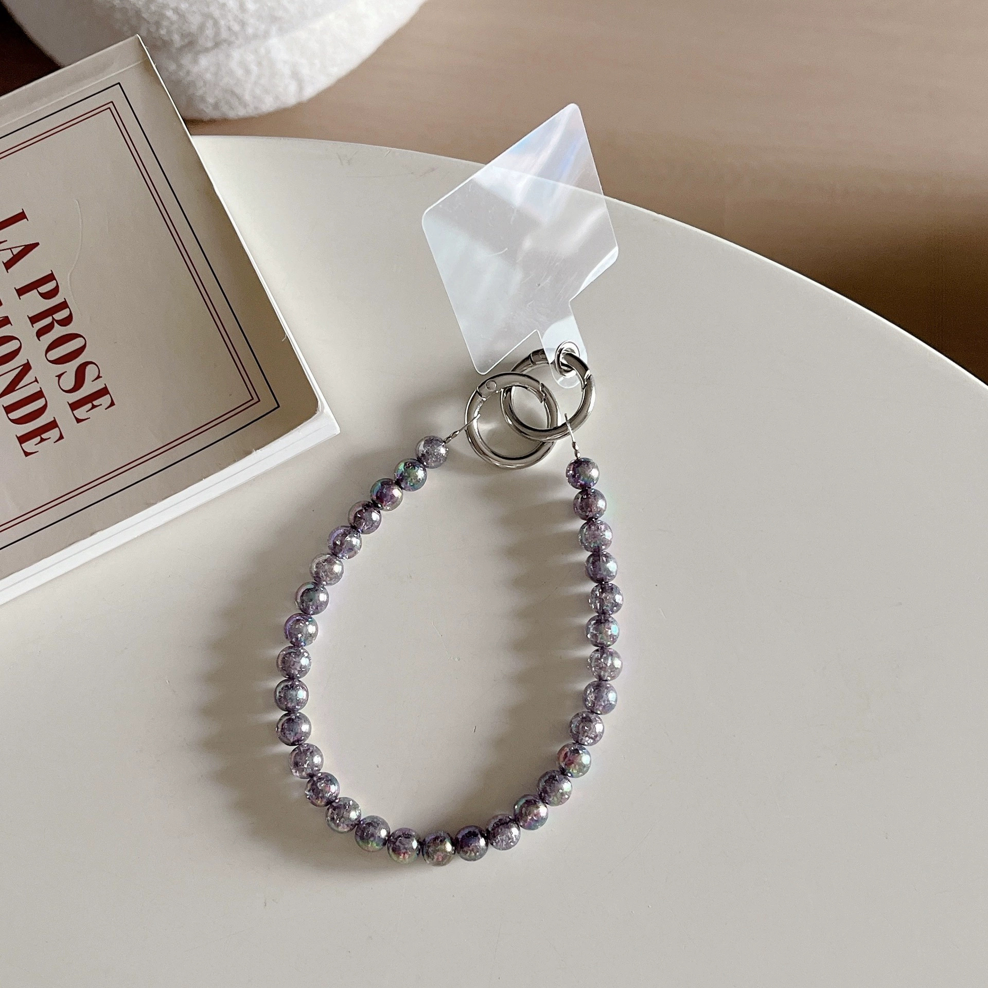 Phone case handmade, chain, handheld bag strap, simple and elegant design