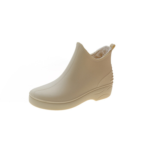 Japanese fashion short boots for women winter cold-proof and warm rain boots students cute outdoor water shoes rubber shoes 