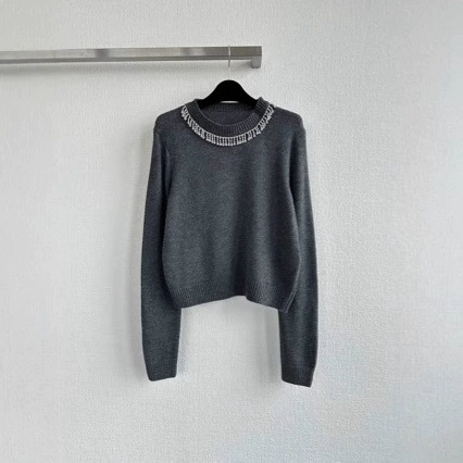 2025 early spring new style wool gray pullover knitted round neck with diamond beads