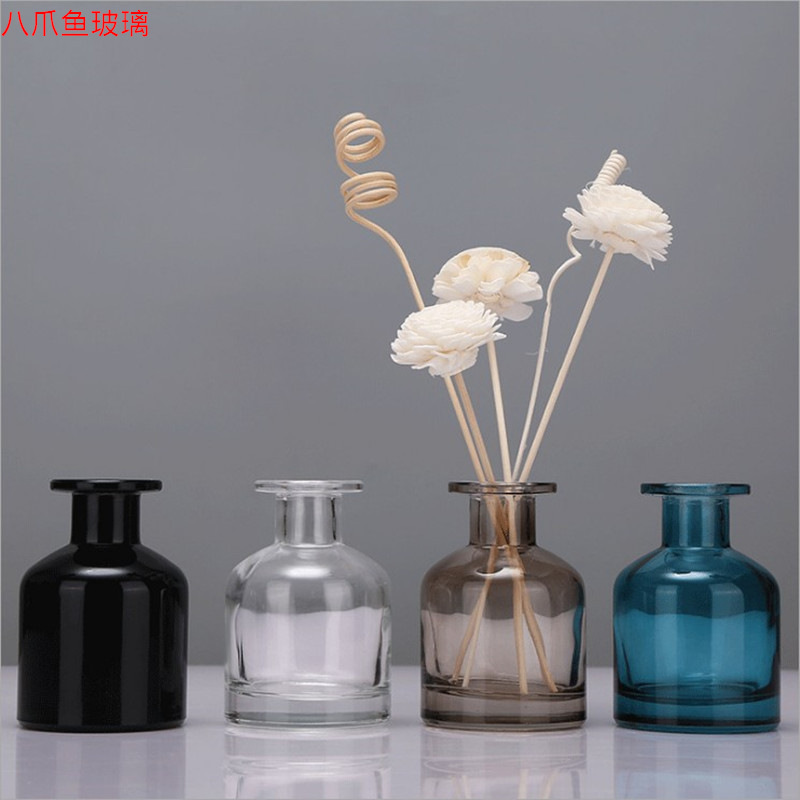Wholesale non-fire dried flower belly aroma bottle essential oil bottle air purification aroma bottle spray color empty aroma bottle to remove odor