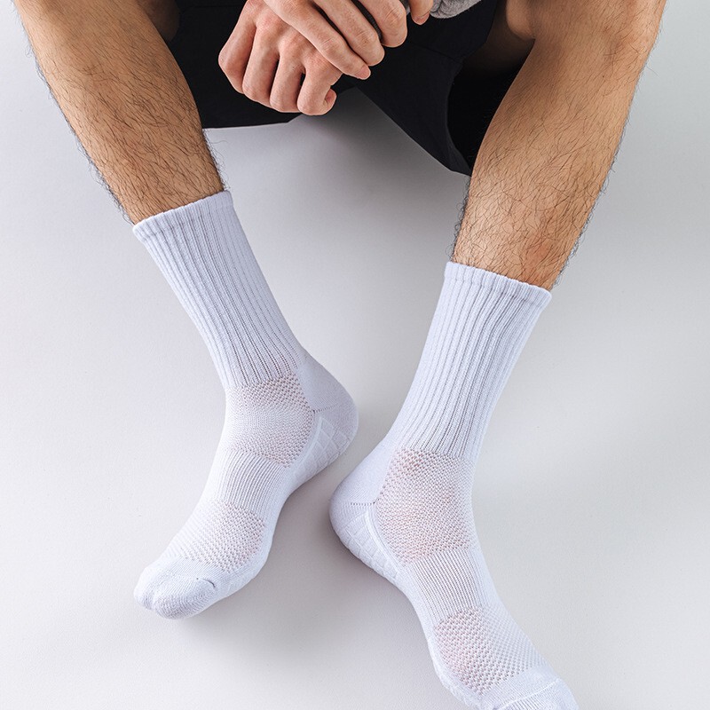 Socks for Men and Women, Running Mid-Calf Socks, Autumn and Winter Men's Sweat-Absorbent Sports Towels, Basketball Football Socks Manufacturers Wholesale
