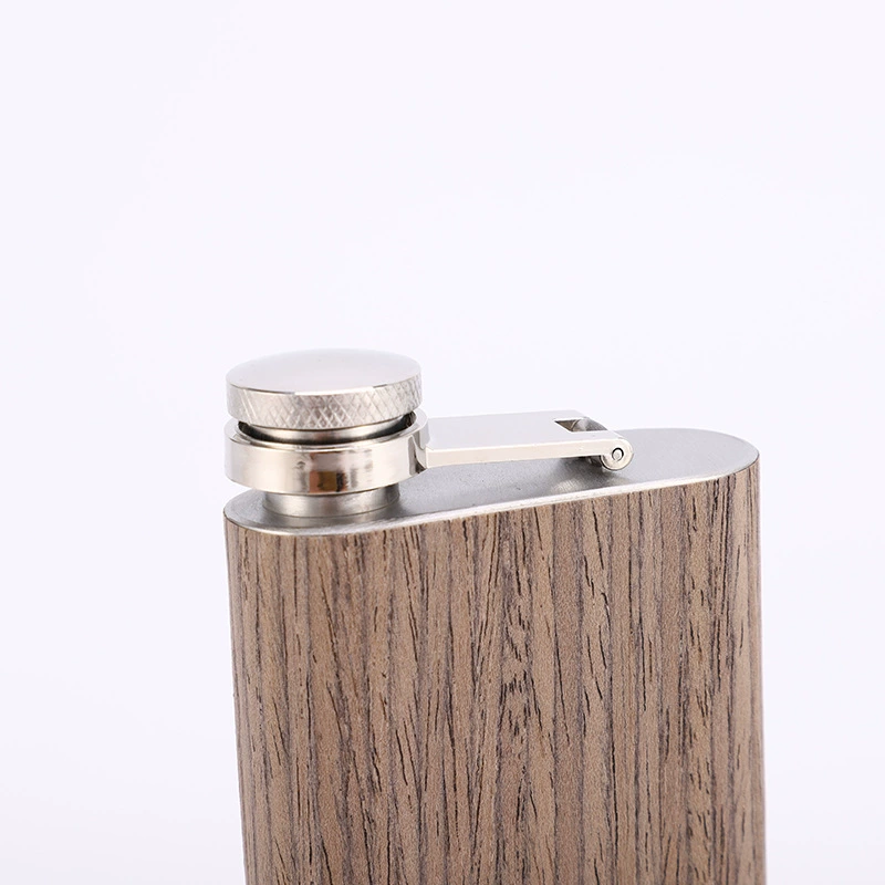 Handheld retro small pocket flask stainless steel for camping, wholesale
