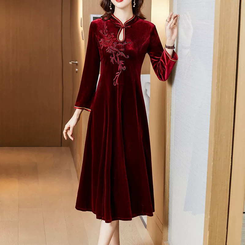 Velvet cheongsam dress, demi‑season burgundy, embroidered, long sleeves, elegant evening wear