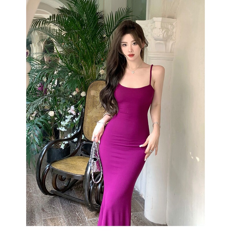 Purple Kardashian-Style Mermaid Dress with Straps, Figure-Hugging and Slimming, Sensual and Alluring Stepmother Dress