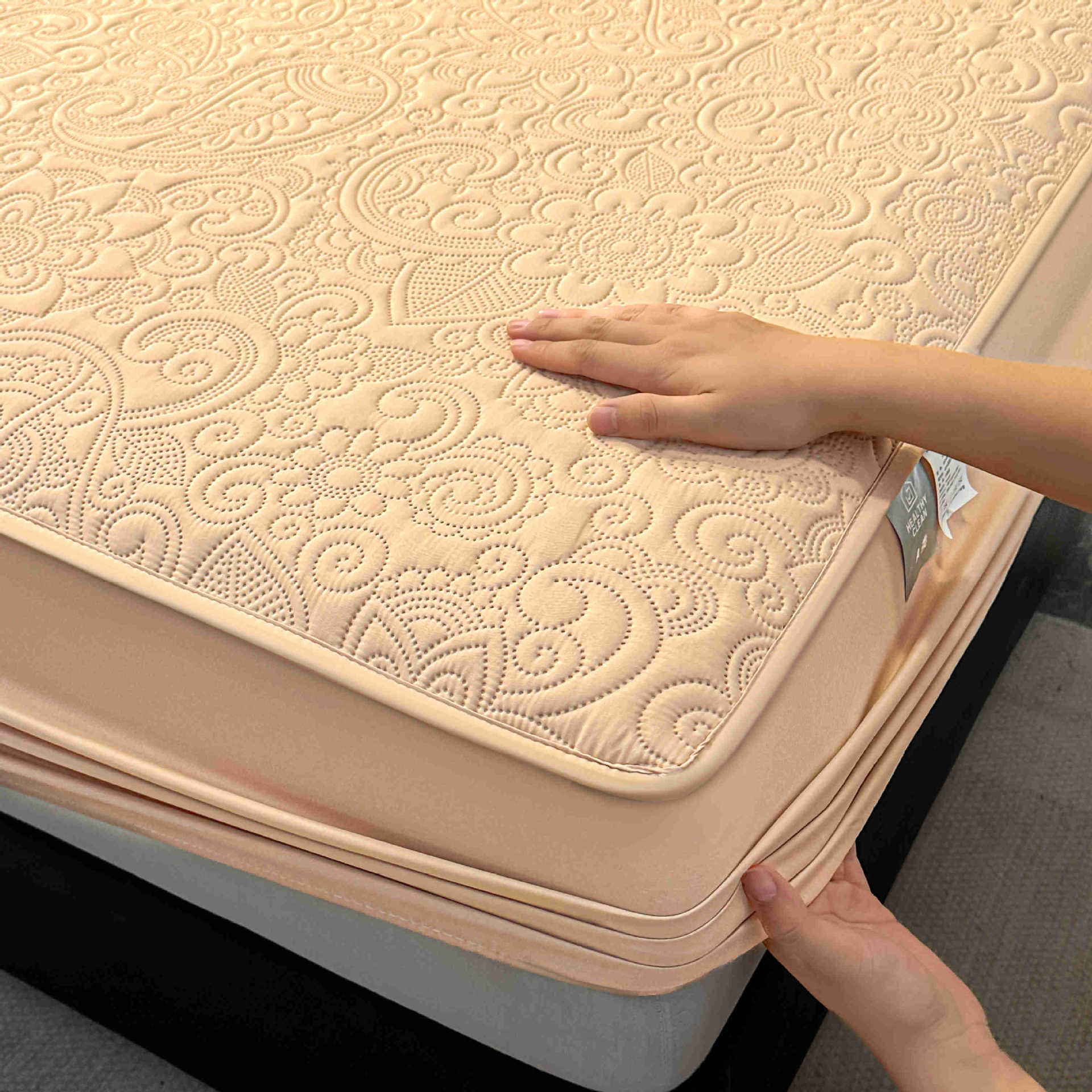 VANKE serie de algodón abrasivo cama cubierta de cama cubierta de cama cubierta de cama cubierta de protección de colchón cubierta de tres piezas cubierta de polvo gruesa