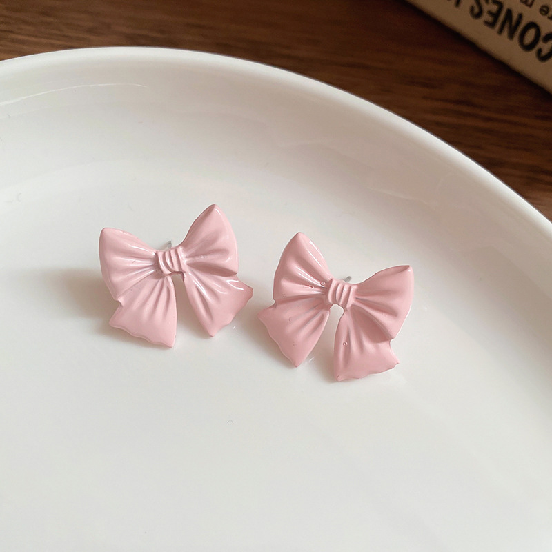 Aguja de plata Pendientes de flores dulces rosas Pendientes lindos de todo fósforo de la serie Mori Pendientes de diseño de moda de nicho al por mayor femenino