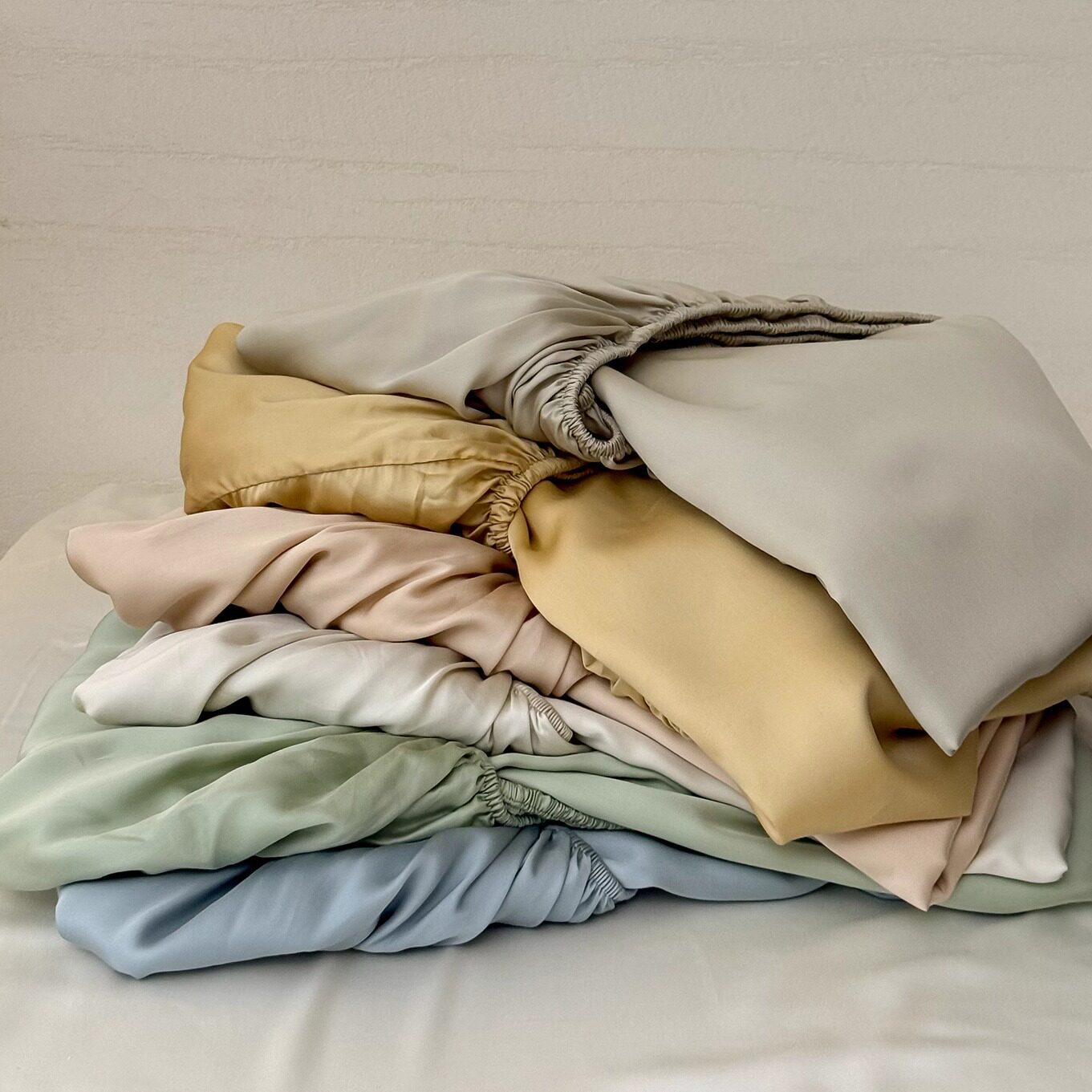 Ice Silk Cooling Duvet Cover Tencel Fitted Sheet Solid Colour_voghion.com