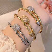 �W���羳�����p���^΢��ʯ�p�ݰٴ�r�К��|������C��ָ���b