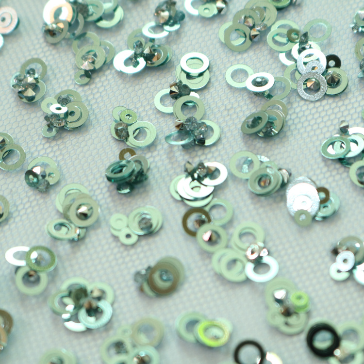 Fabricantes de malla de tela de polvo fino pendientes de diamante piezas de vestido de boda brindis cena tela de vestido