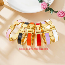 �p�ݚW�����P�H���C�֭h�մ��L��r��խ�������C