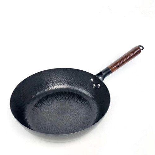 Japanese cast iron flat pan for home use, non-coated pancake pan, hand-forged non-stick small frying pan, direct sale from the manufacturer