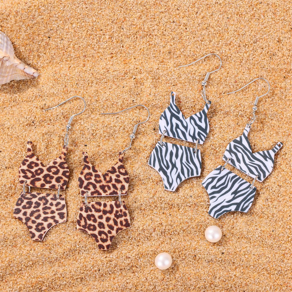 1 Pair IG Style Casual Stripe Swimsuit Leopard Asymmetrical Arylic Drop Earrings display picture 1