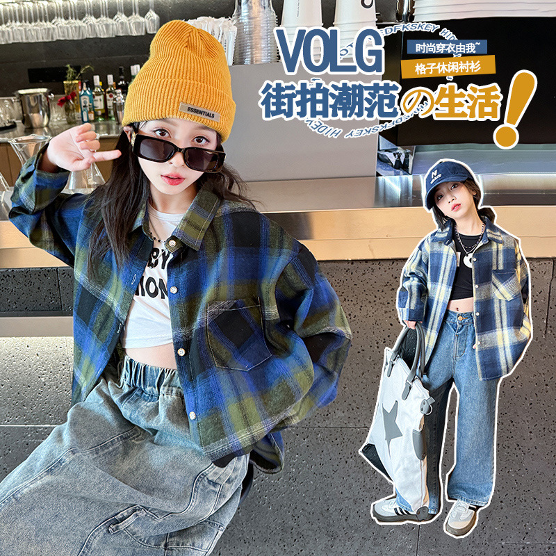 2025年秋冬季新款童装女童格子衬衫春秋时尚复古宽松显瘦外套衬衣