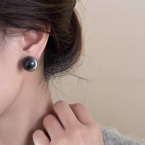 Silver needle love geometric blooming resin earrings niche high-end versatile temperament earrings popular earrings wholesale for women