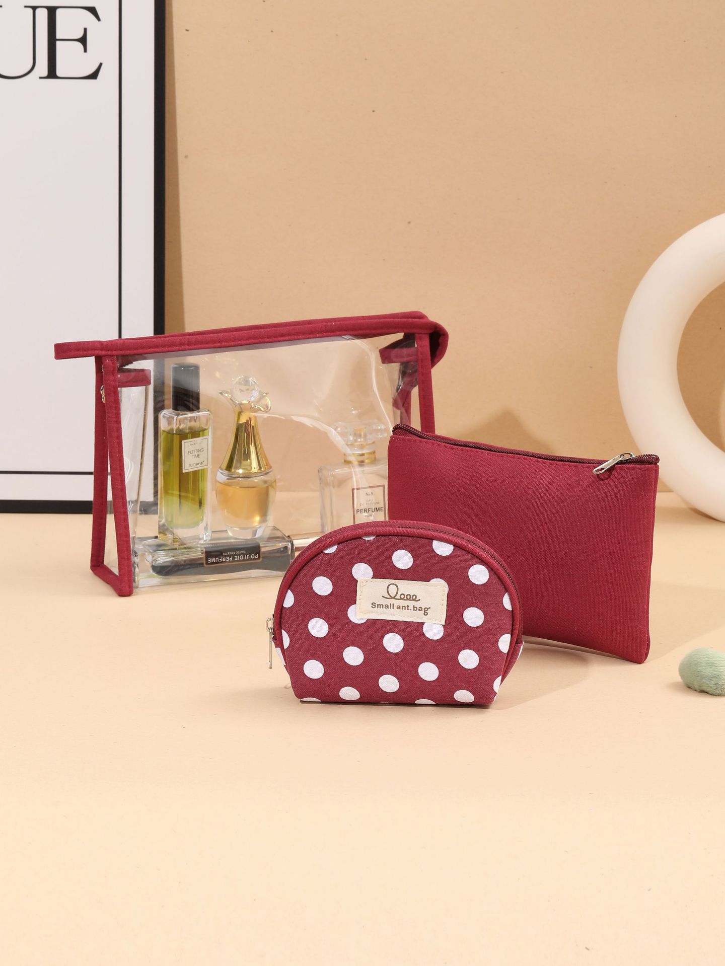 Nuevo punto transfronterizo de tres piezas de paquete de maquillaje transparente, paquete de lavado de gran capacidad, paquete de almacenamiento de clasificación de cosméticos