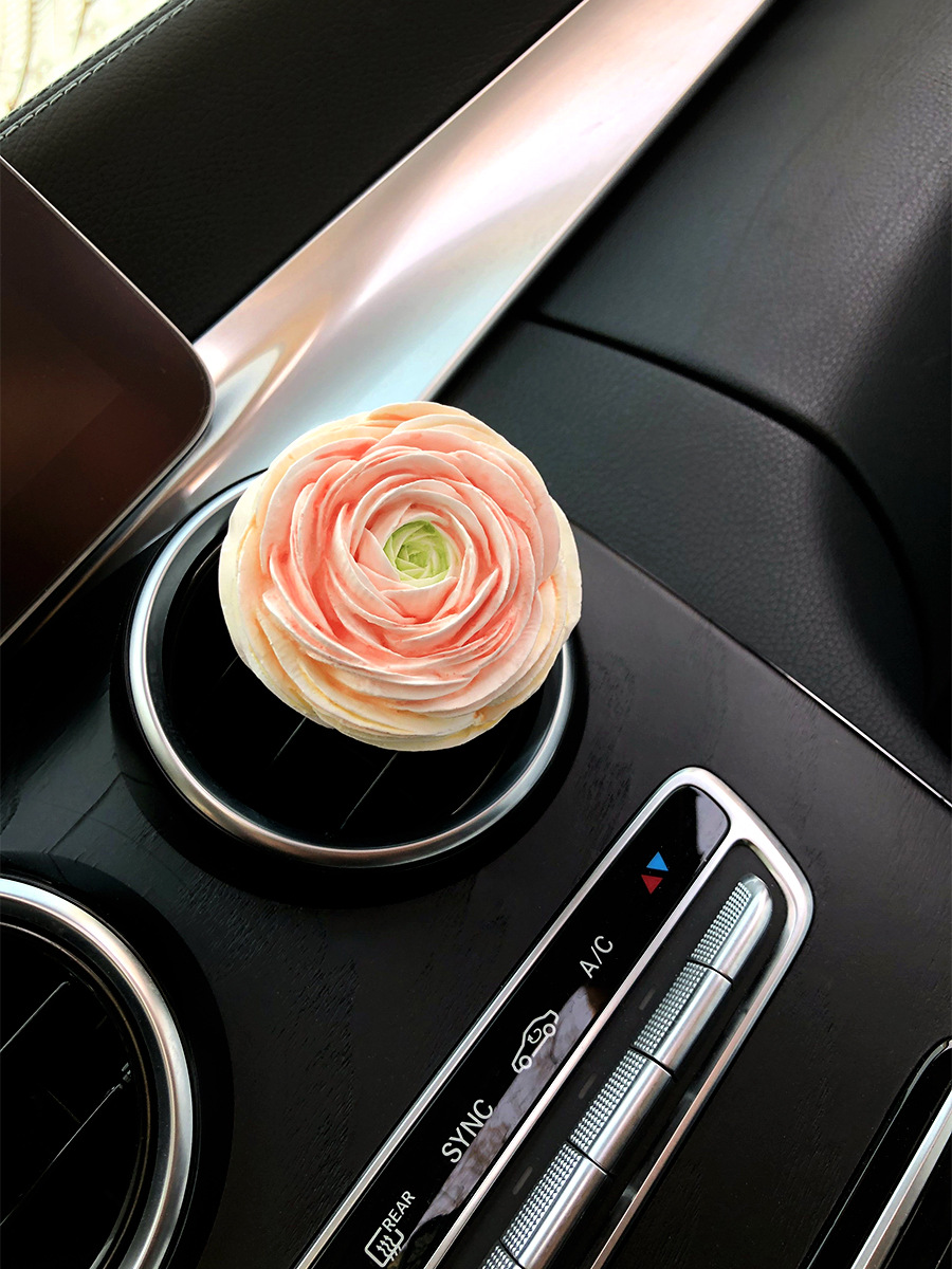 Car aromatherapy perfume wholesale Buttercup peony car air conditioning outlet decoration car expansion stone ornaments women
