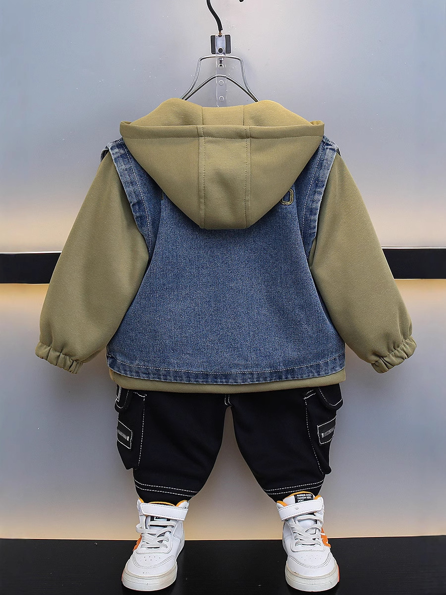 7702 chaqueta de mezclilla para hombre primavera y otoño chaqueta con capucha de color de contraste casual tendencia de dos piezas falsas ropa de béisbol ropa de trabajo chaqueta de moda