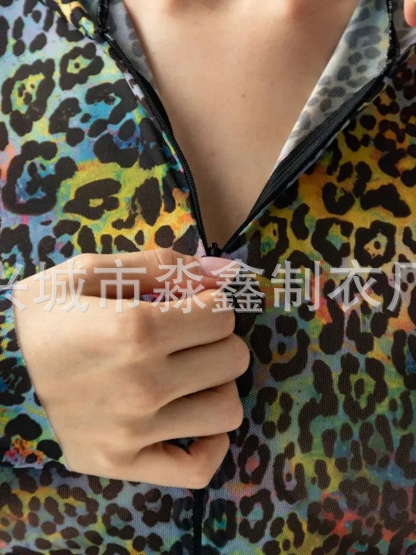 Europa y los Estados Unidos de mangas largas leopardo trajes de baño unidos para mujeres protección solar ropa de baño apretada de secado rápido nuevo trajes de impresión transfronterizos image 3