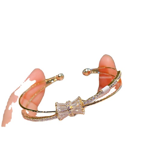 Sweet and Simple Butterfly Knot Bracelet  White Sparkling Instagram Style Exquisite Accessory Jewelry Bracelet J300