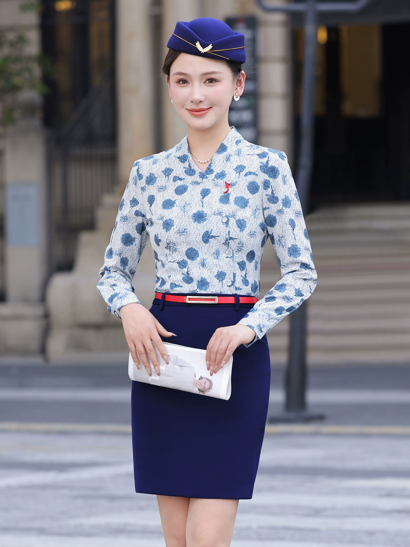 China Eastern Airlines stewardess professional workwear blue and white porcelain shirt female autumn flight attendant workwear front desk reception etiquette uniform