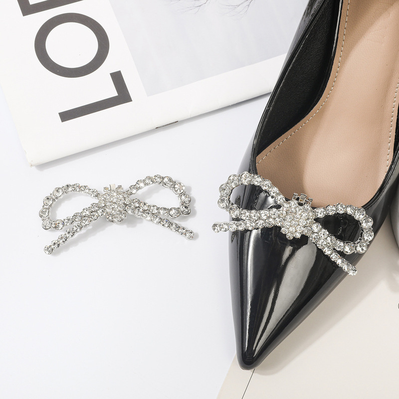 Removable cross-border wedding shoes high heels accessories shoes flower shoe buckle decorative clip DIY alloy rhinestone all-match upper Removable cross-border wedding shoes high heels accessories shoes flower shoe buckle decorative clip DIY alloy rhinestone all-match upper
