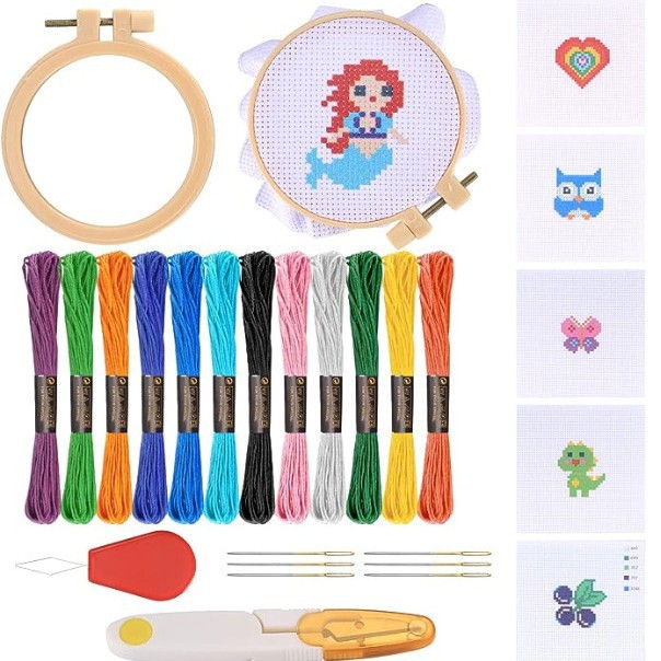 Nuevo bordado DIY traje hecho a mano básico de punto de cruz transfronteriza Inglés paquete de material de dibujos animados de animales de vacaciones colgando pintura