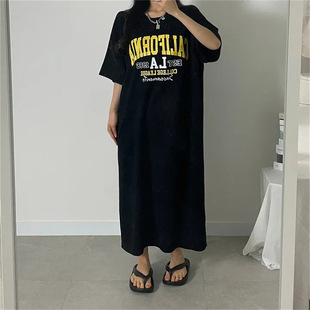��ɫ�n���B��ȹ��mm�^ϥT���LȹŮ˯ȹ�ļ��n�濨ͨ��aŮ�b���e