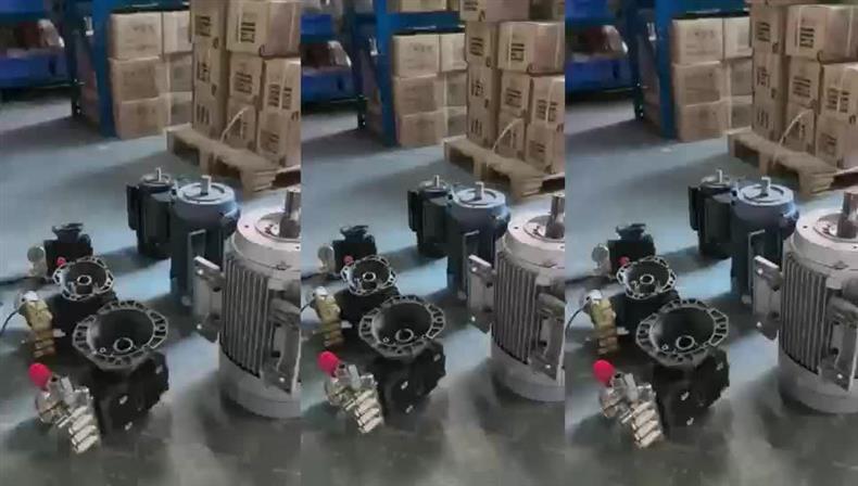Green Front Flying Cat High-Pressure Washer Pump Head Car Wash Machine Assembly Humidification Pump Head Ceramic Plunger Pump