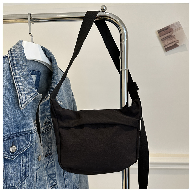 Internet celebridad personalizada moda simple especial todo partido bolsa de color sólido bolso de las mujeres diario casual moda crossbody bolso de hombro