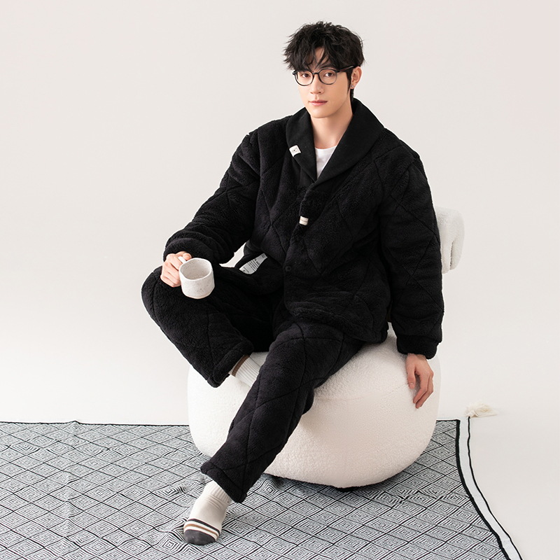 Pijama de hombre de invierno más grueso de terciopelo de algodón de coral de calor de tres capas de terciopelo de coral negro de alta calidad de otoño y invierno ropa para el hogar