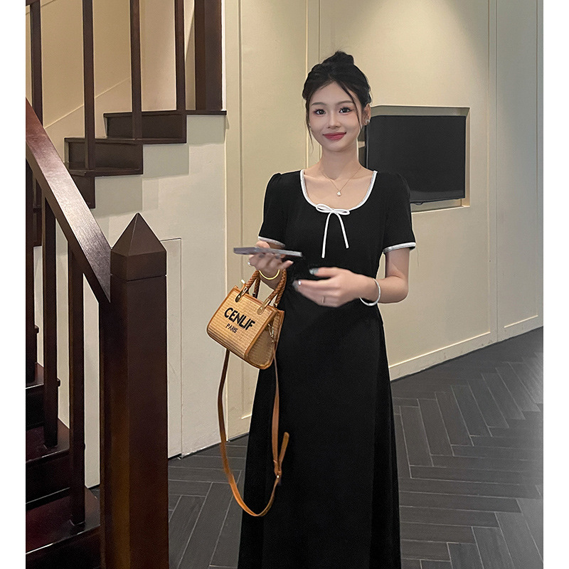 2026 Maternity Dress Summer New Style French Style Elegant Age-Reducing Square Collar Fashionable Little Black Dress
