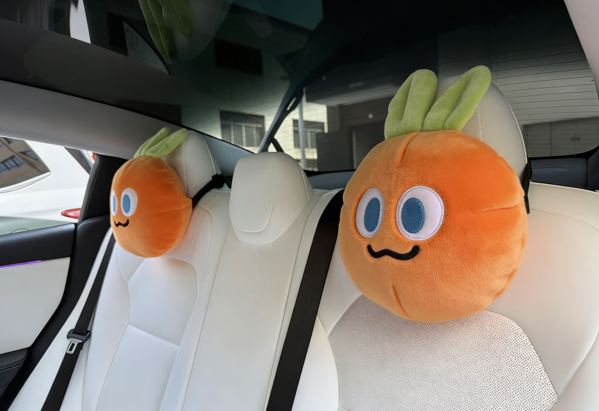 Car headrest cartoon plush toy, Mayday merchandise, cute decorative pillow, car headrest and neck pillow