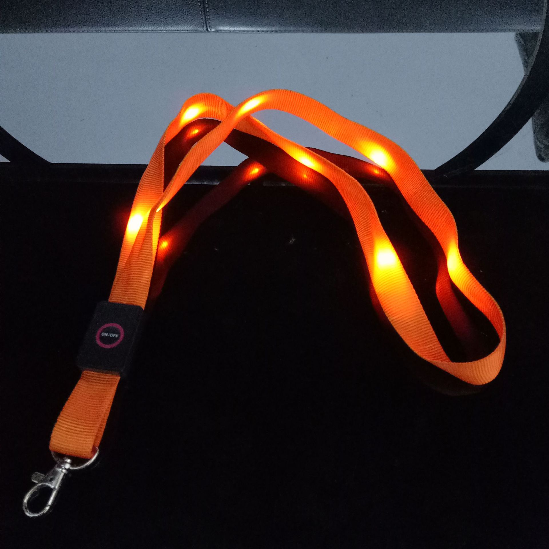 Cordón luminoso LED de nailon, cordón para guía turístico, etiqueta de identificación, colgante, cordón luminoso de nailon colorido