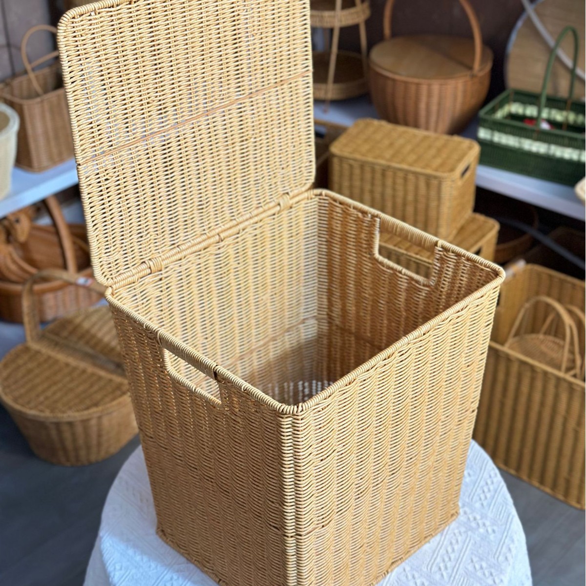 模造藤ins藤編み蓋付き大容量収納かご手作り客間玩具ごみ収納かご汚れかご
