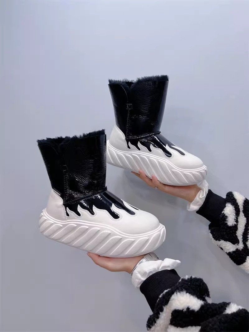 Snow Boots