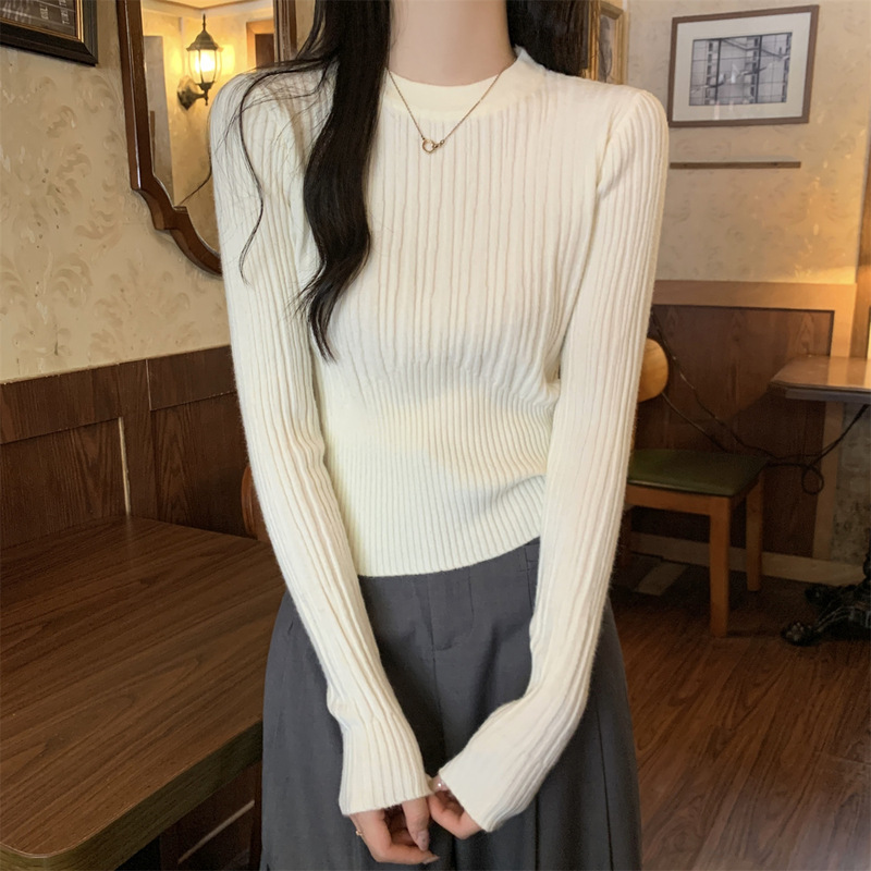 Chic Slim-fit Crewneck Base Shirt Women's Autumn and Winter 2023 New High-end Sense Sweater Inner Long-sleeved Sweater Top