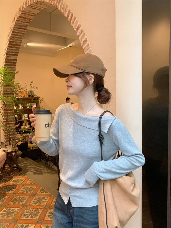 韩系灰色斜肩长袖针织衫女早秋小个子短款收腰显瘦别致高级感上衣|undefined