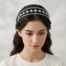 插梳;发带;皇冠